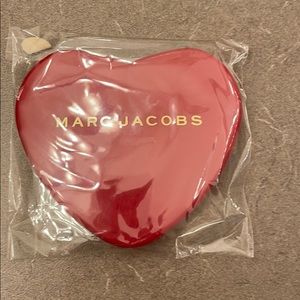 Marc jacobs red plastic heart shaped compact